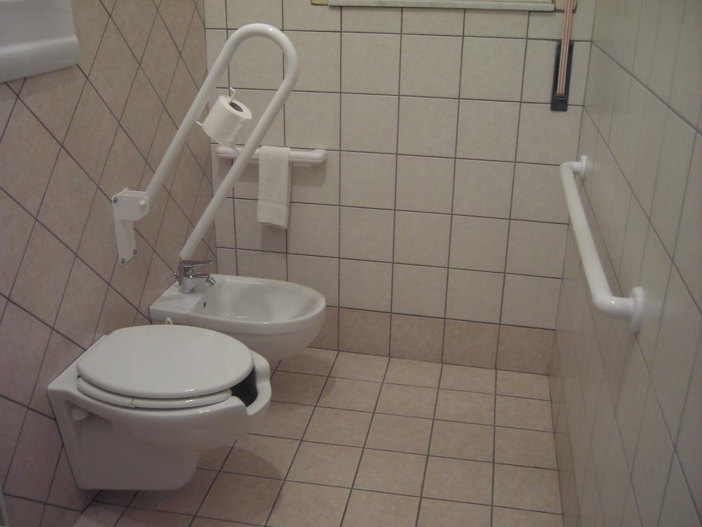 Etna Inn Motta SantʼAnastasia Екстериор снимка