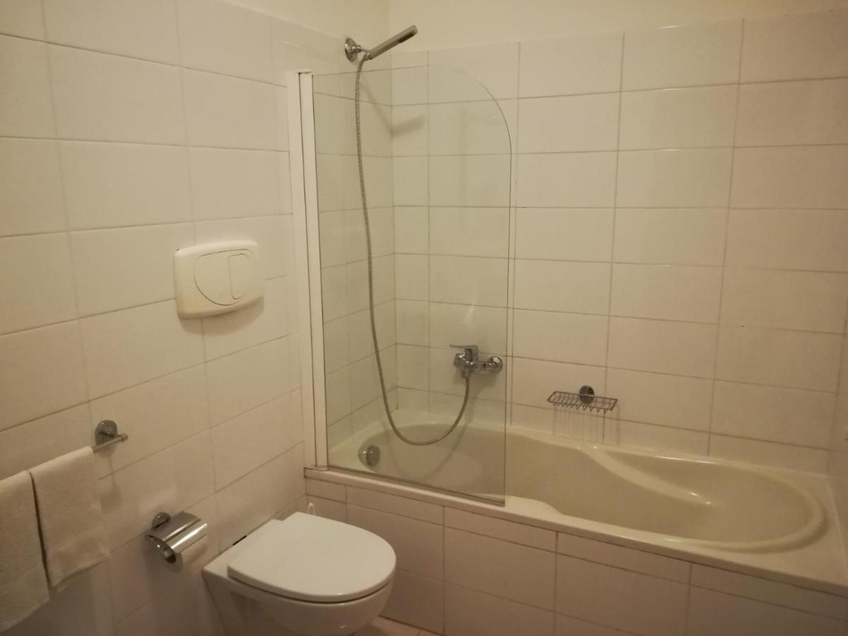 Etna Inn Motta SantʼAnastasia Екстериор снимка